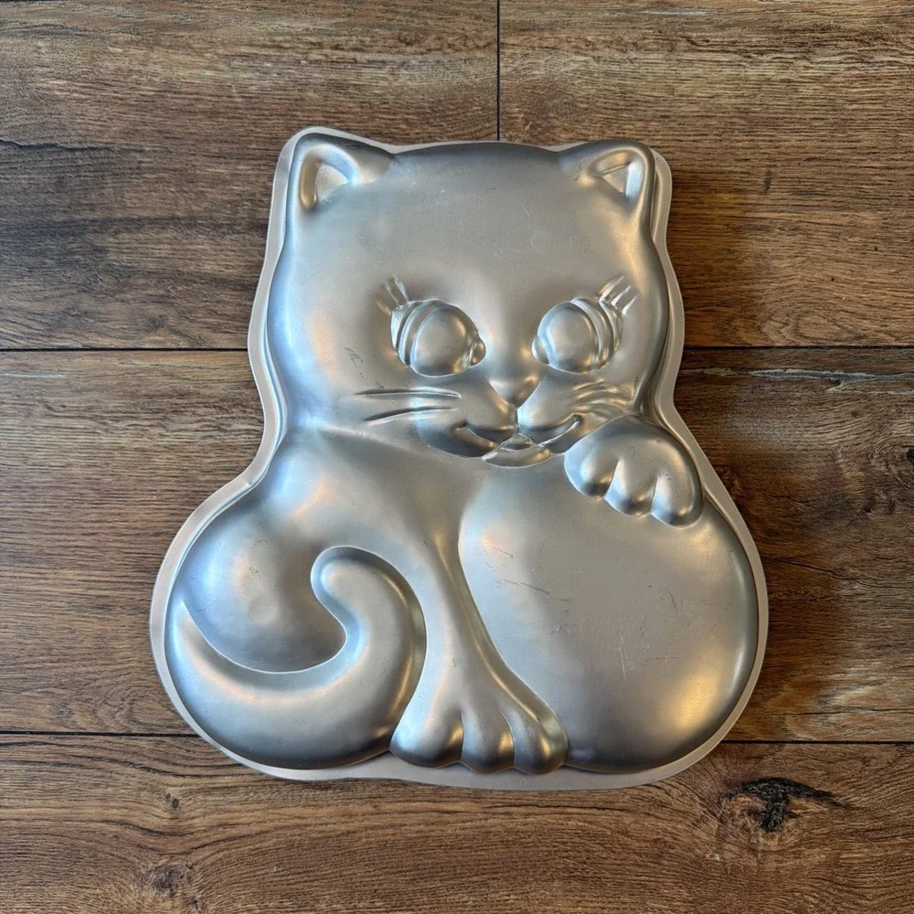 Vintage 1979 Wilton Kitten Cat Cake Pan‎ 502-1972 Party Baking Mold 2-Layer